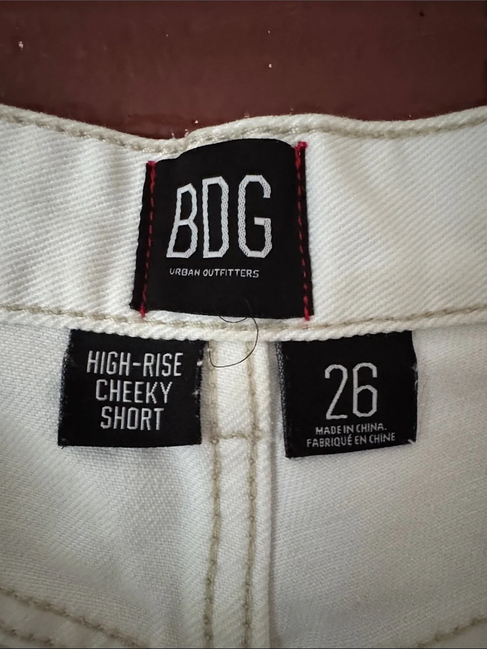 Urban Outfitters BDG White High Rise Cheeky Denim Frayed Hem Shorts Size 26 - Picture 2 of 7
